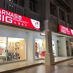 Enclave Business Hotel